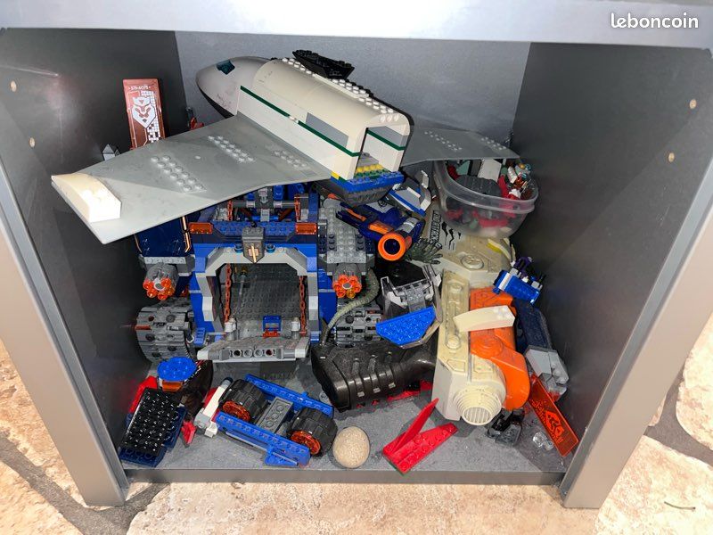 Lot de pièce LEGO (image 1)