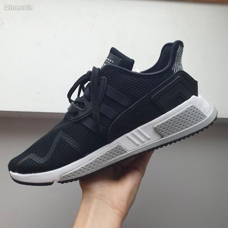 Adidas EQT Cushion ADV Neuves Authentiques Taille 10 US 44 EU