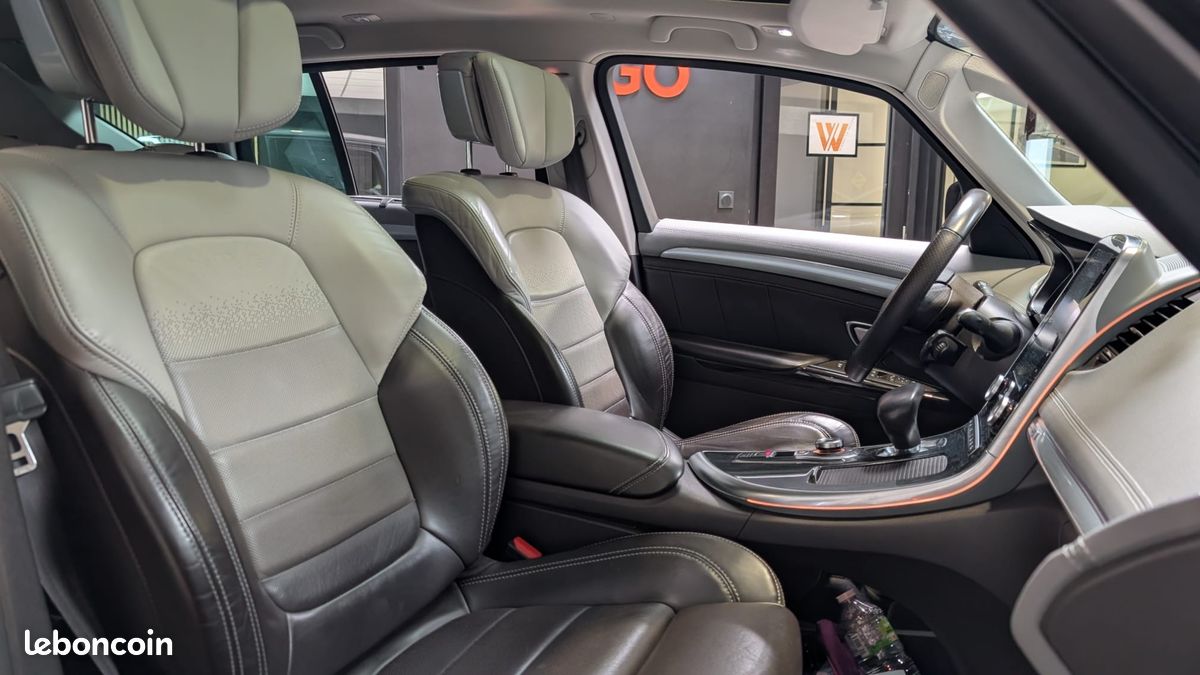 RENAULT ESPACE 1.6 DCI 160CH INITIALE PARIS BVA / CARPLAY / SIEGES MASSANT / 4 CONTROL / VOLANT CHAUFFANt (image 21)
