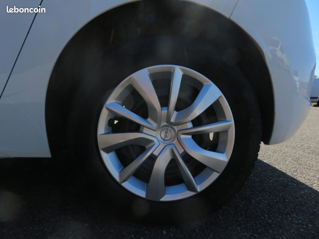 OPEL CORSA 1.2i - 75 S&S Edition (image 17)