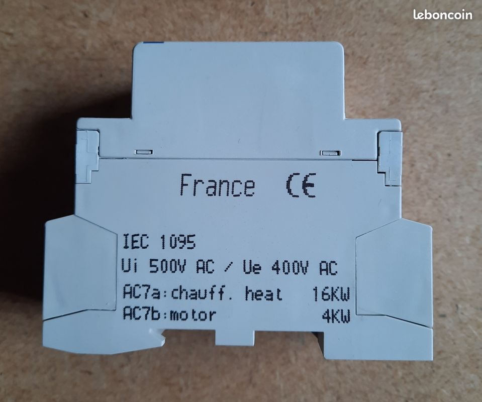 Contacteur 4 NO - 25A - 240V (image 2)