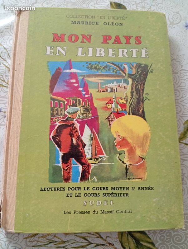 DES IDEES ET DES MOTS ancien livre scolaire de 1959 Edition HATIER