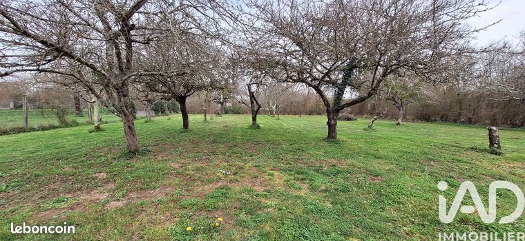 Terrain 1030 m² Mosnay