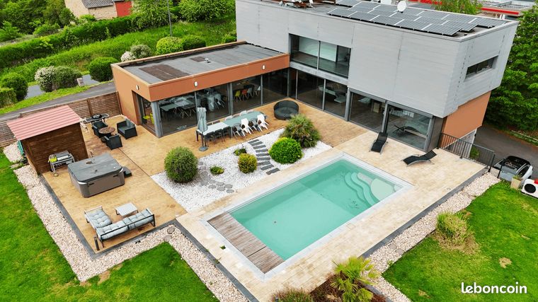 Maison 6 pièces 224 m²