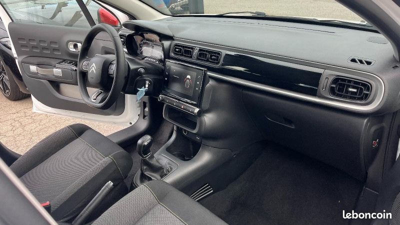 Citroen C3 1.2 PURETECH 83CH S&S C-SERIES (image 8)