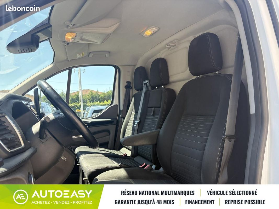 Ford Transit 2.0 EcoBlue 130 ch / TVA RÉCUPÉRABLE / PREMIÈRE MAIN / SIÈGE CHAUFFANT (image 11)