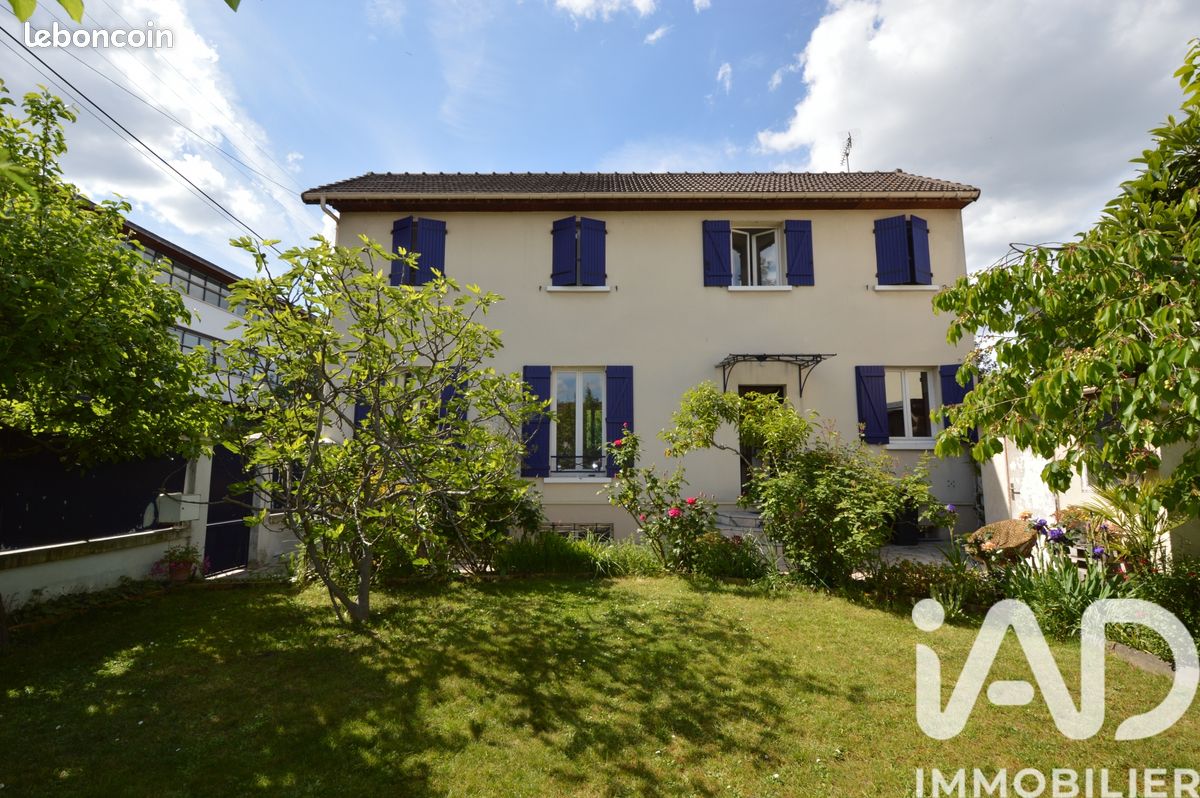 Maison 5 pièces 132 m² · à Saint-Maur-des-Fossés · 132 m² · 699 000 €