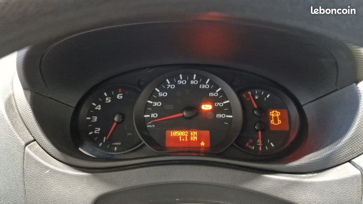 Renault Master CABINE APPROFONDIE L2H2 3.5t 2.3 dci 130 GD CONFORT 7 Places (image 26)