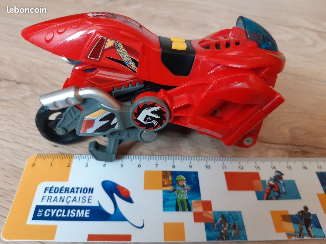 Moto transformers (image 1)