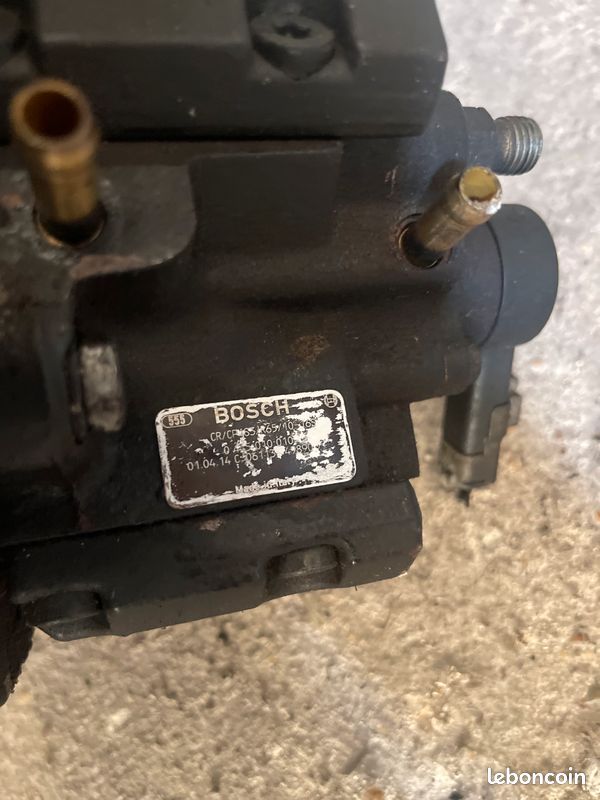 Pompe à injection Peugeot 206 2.0 hdi 90cv (image 3)
