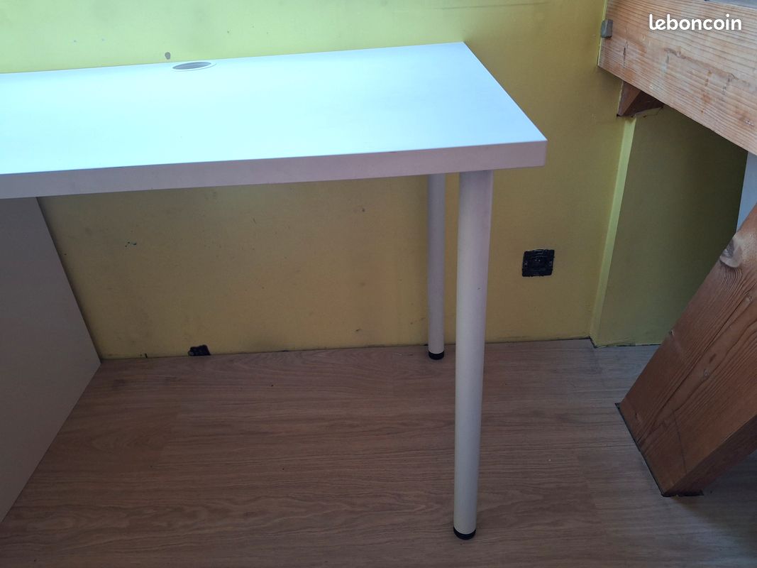 Bureau (image 4)
