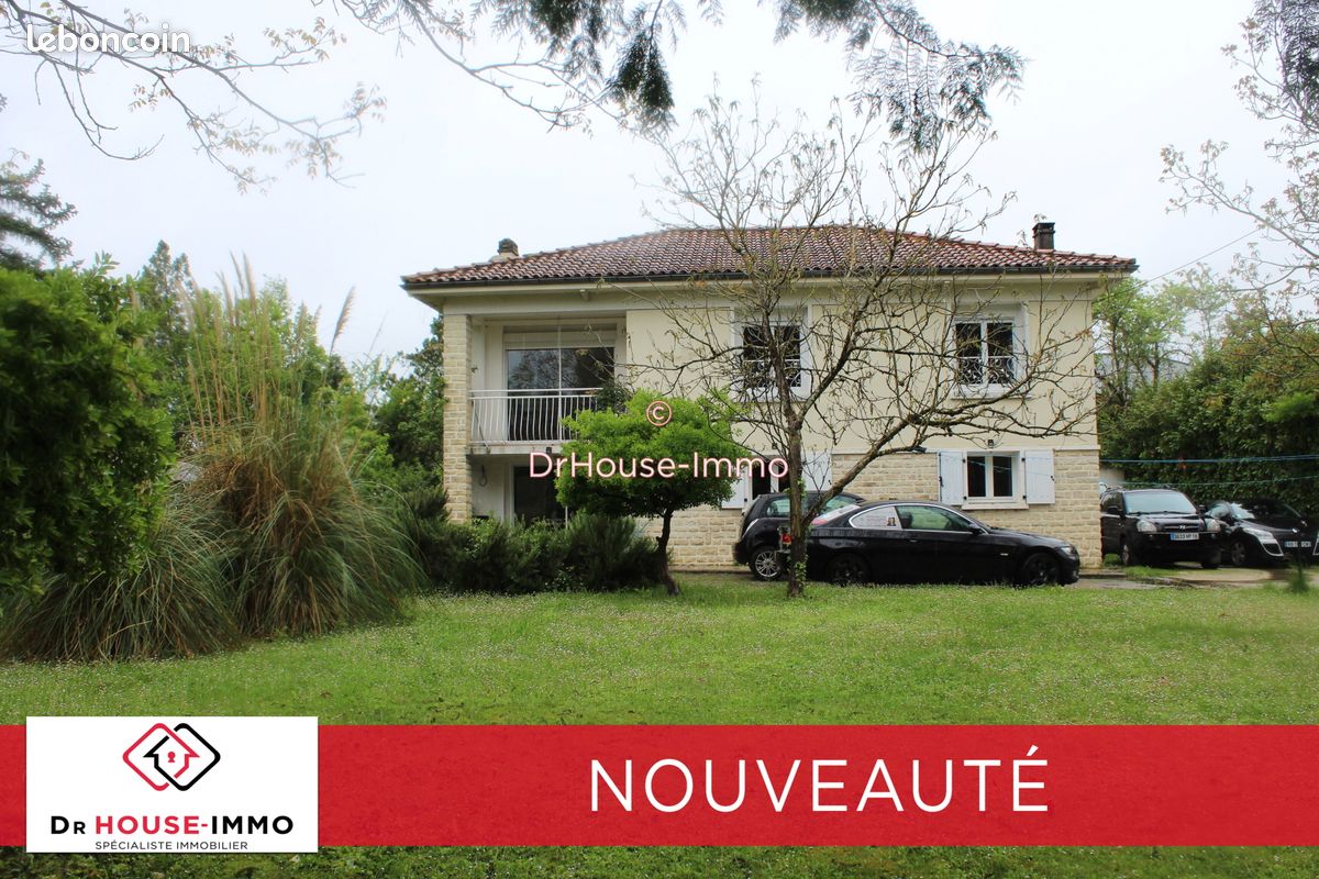 Maison 9 pièces 150 m² · à La Couronne · 150 m² · 275 000 €