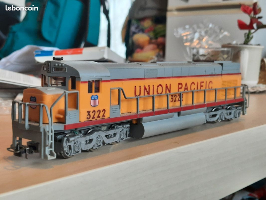 Mehano – Coffret De Rails N°4 Pour Train HO – 19 Rails Courbes, 4 Droits, Alimentation, Clips – Créez Votre Circuit !