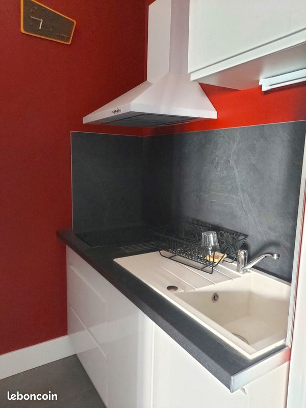 Très beau STUDIO de 26 m² - Brive-la-Gaillarde 19100 (image principale 3)