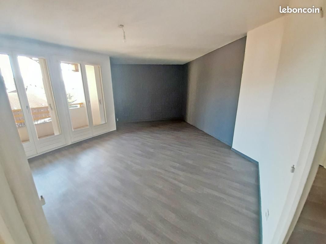 Appartement 3 pièces 71 m² · à Saint-Martin-d'Hères · 71 m² · 648 €/mois