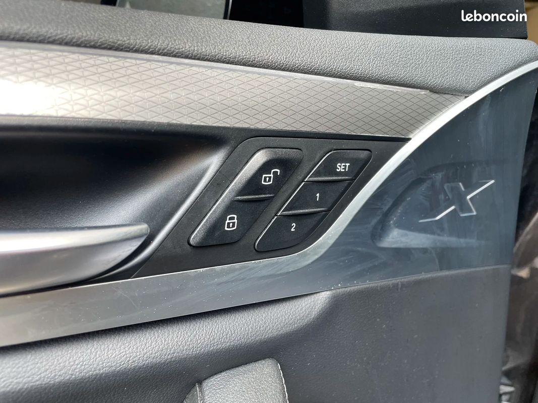 BMW X3 20d 190 ch xDrive M SPORT / TOIT OUVRANT / CARPLAY / CAMERA 360 (image 17)