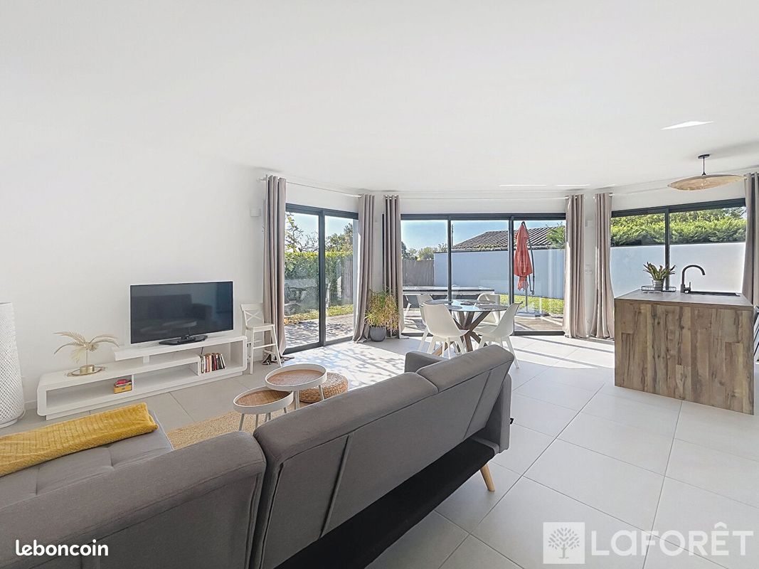 Maison 4 pièces 87 m² · à Ambarès-Et-Lagrave · 87 m² · 1 390 €/mois
