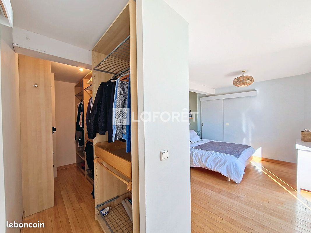 Maison 5 pièces 175 m² - Buros 64160 (image principale 6)
