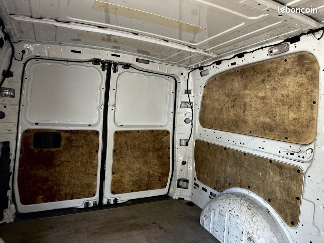 Mercedes-benz vito fourgon iii fourgon tole 116 cdi long pro prix ttc (image 25)