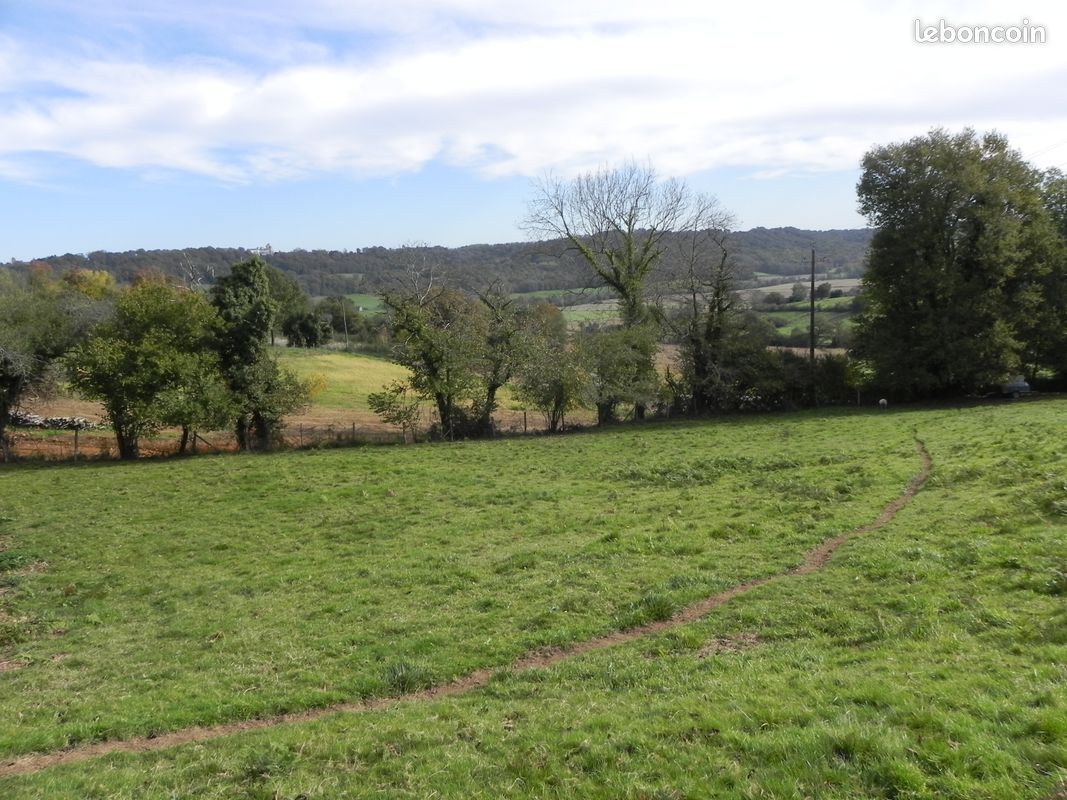 Terrain avec C U · à Samsons-Lion · 24 000 €