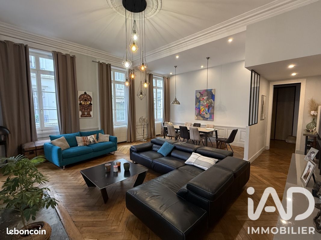 Appartement 4 pièces 109 m² · à Saint-Étienne · 109 m² · 208 000 €