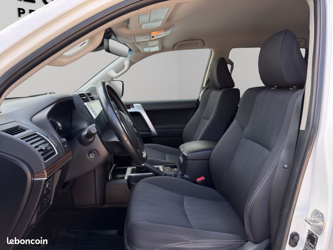 Toyota Land Cruiser 2.8 D4D 204 BVA -41 658 HT- (image 6)