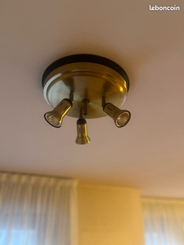 Lustre (image 2)