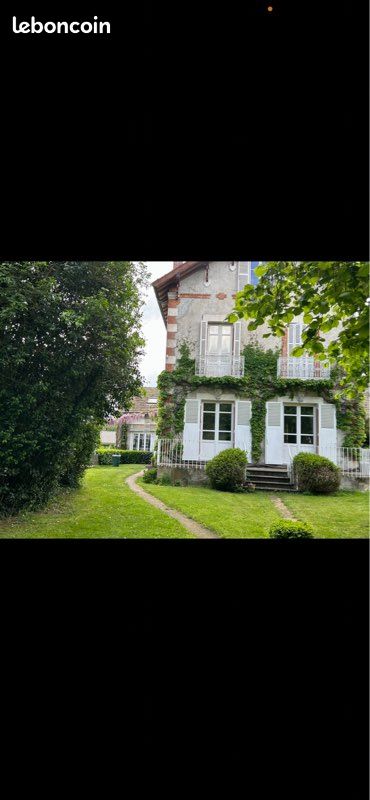 Maison 9 pièces 240 m² · à Saint-Gervais-d'Auvergne · 240 m² · 275 000 €