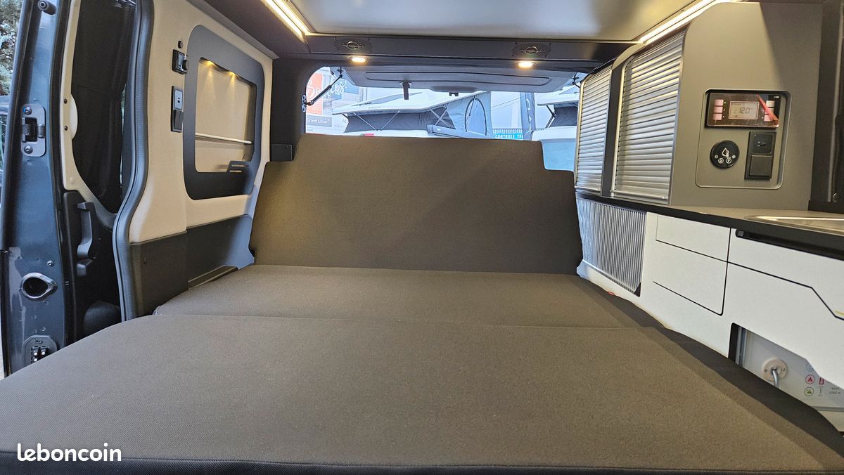 VAN HANROAD DCI 150Cv BVA 9 Vitesses TREK 5+ / 5 Places - Banquette coulissante avec Pack Power en stock (image 6)