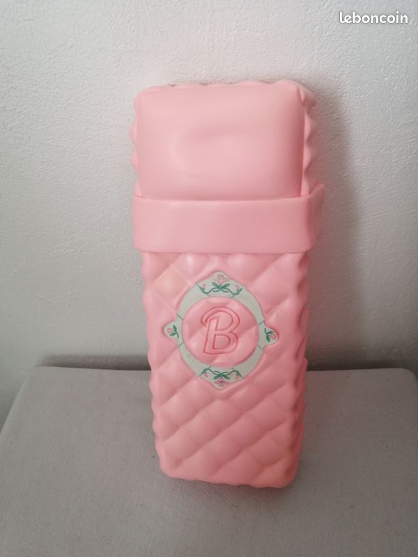 Lit pour barbie (image 1)