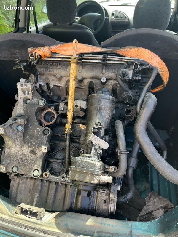 Moteur 1.9 tdi 105 (image 1)