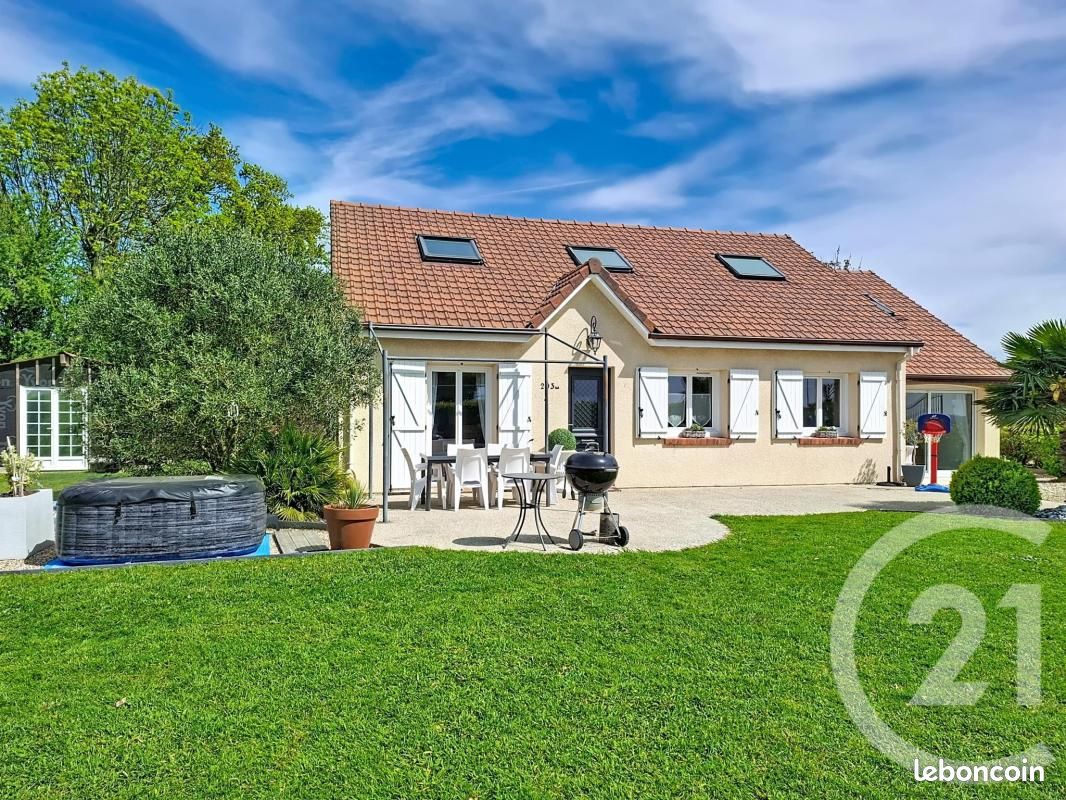 Maison 7 pièces 114 m² · à Valmont · 114 m² · 268 750 €