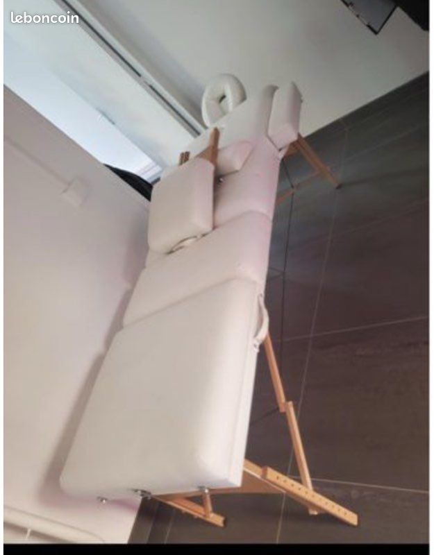 Table massage /extension de cils (image 2)
