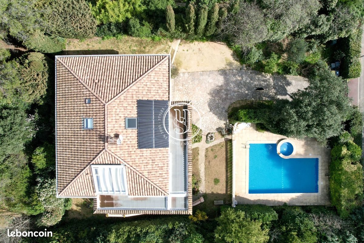 Maison 12 pièces 307 m² · à Montpellier · 307 m² · 995 000 €