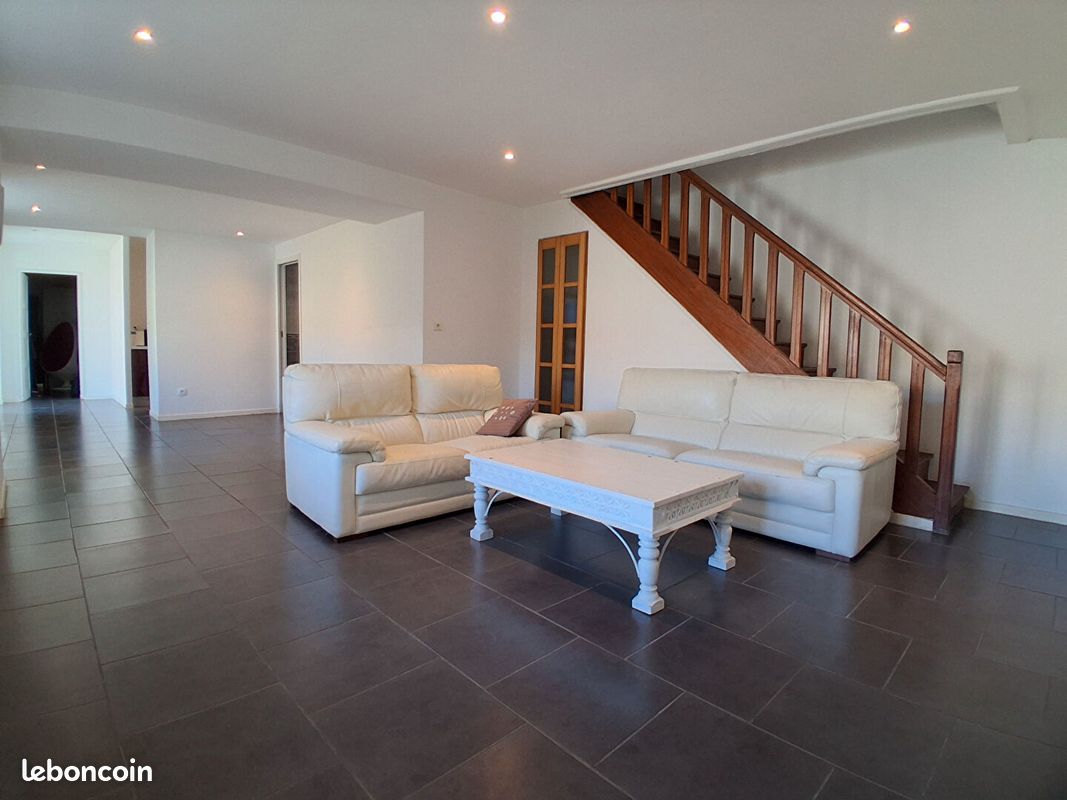 Maison 7 pièces 148 m² · à Nouzonville · 148 m² · 184 000 €