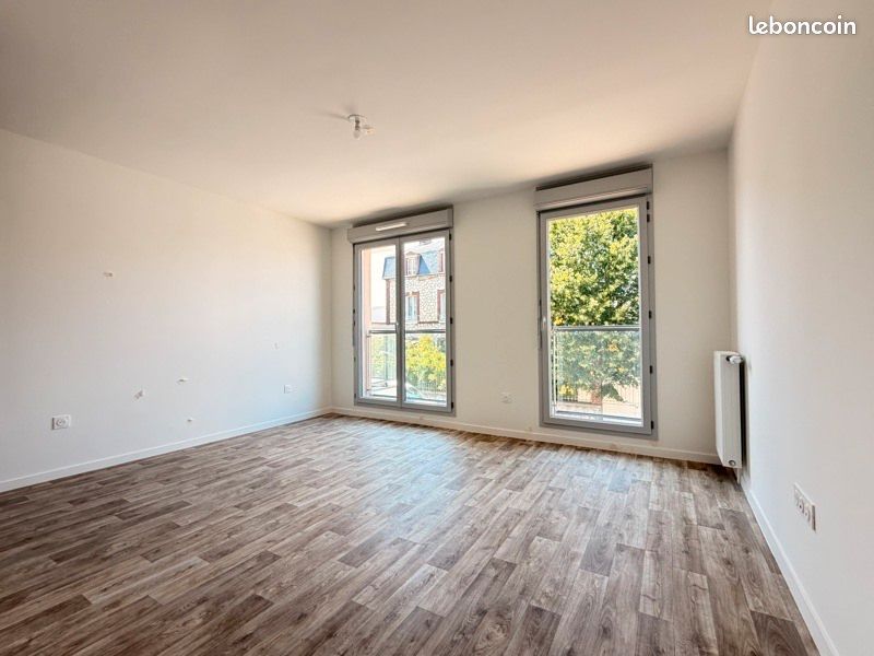 Appartement 1 pièce 28 m² · à Mantes-la-Ville · 28 m² · 680 €/mois