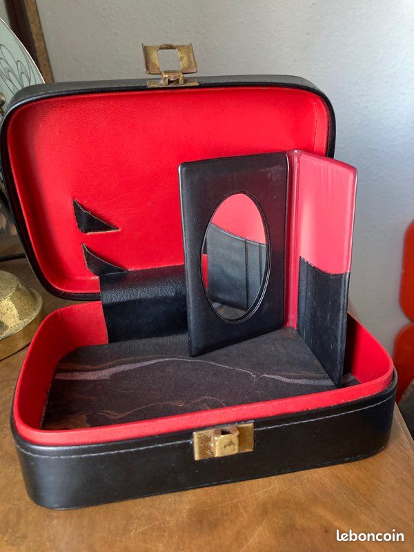 Boîte à maquillage rétro + miroir (image 1)
