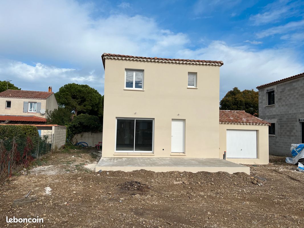 Maison 4 pièces 80 m² · à Vacqueyras · 80 m² · 210 000 €