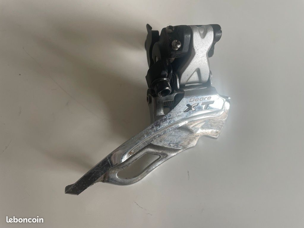 SHIMANO DEORE XT FD-M786 2x10-fach Dérailleur 34,9mm Haut Agrafe Noir