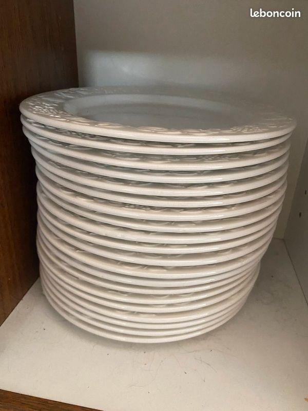 Service assiettes (image 1)