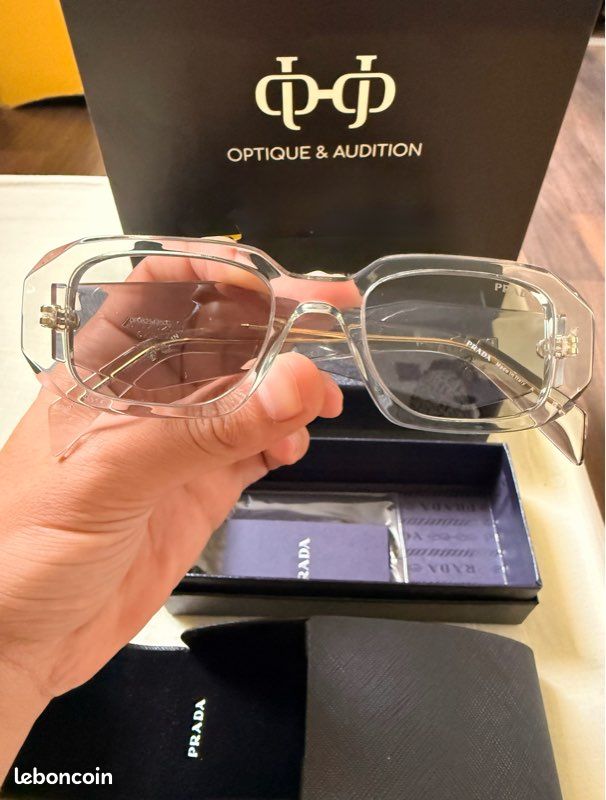 Lunette Prada Symbole Crystal Accessoires Bagagerie - Main Image