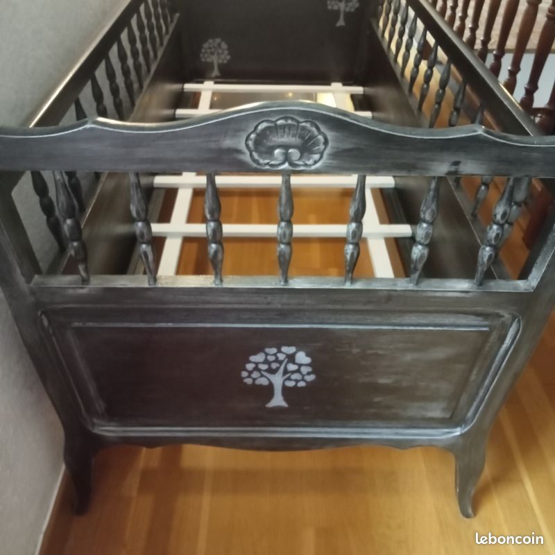 Lit bébé ancien + matelas (image 4)