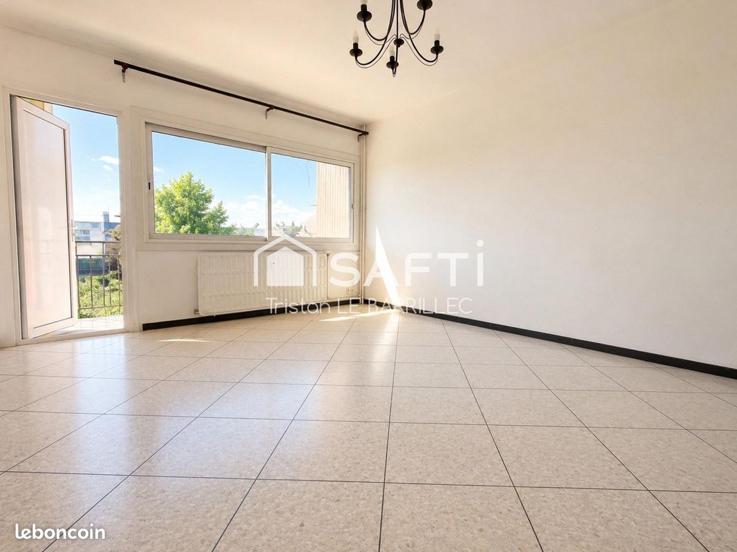 Appartement 3 pièces 63 m² · à Nîmes · 63 m² · 112 000 €