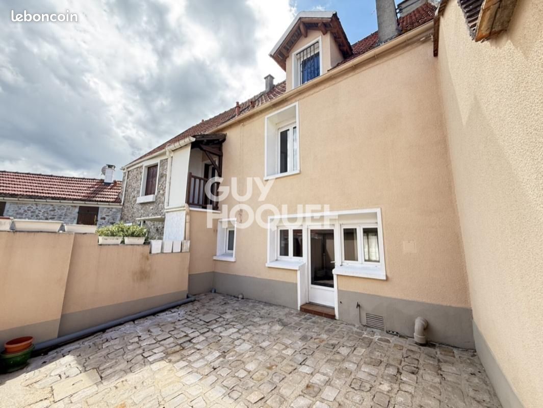 Maison 3 pièces 77 m² · à Marcoussis · 77 m² · 220 000 €