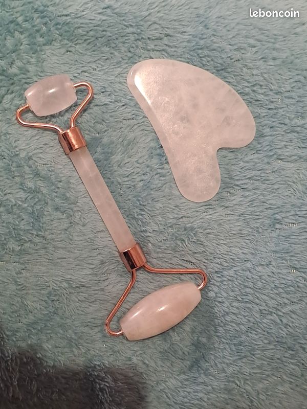 Gua sha et rouleau de quartz (image 2)