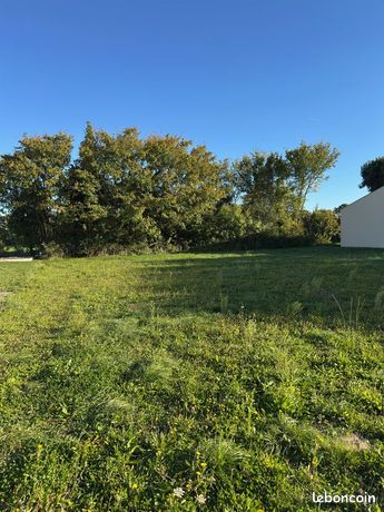 Terrain 794 m² ST PIERRE D AMILLY
