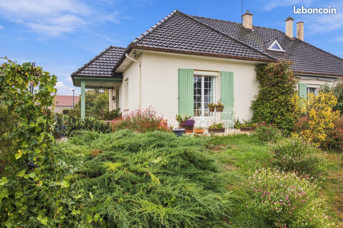 Maison 5 pièces 121 m² · à Frénouville · 121 m² · 346 500 €
