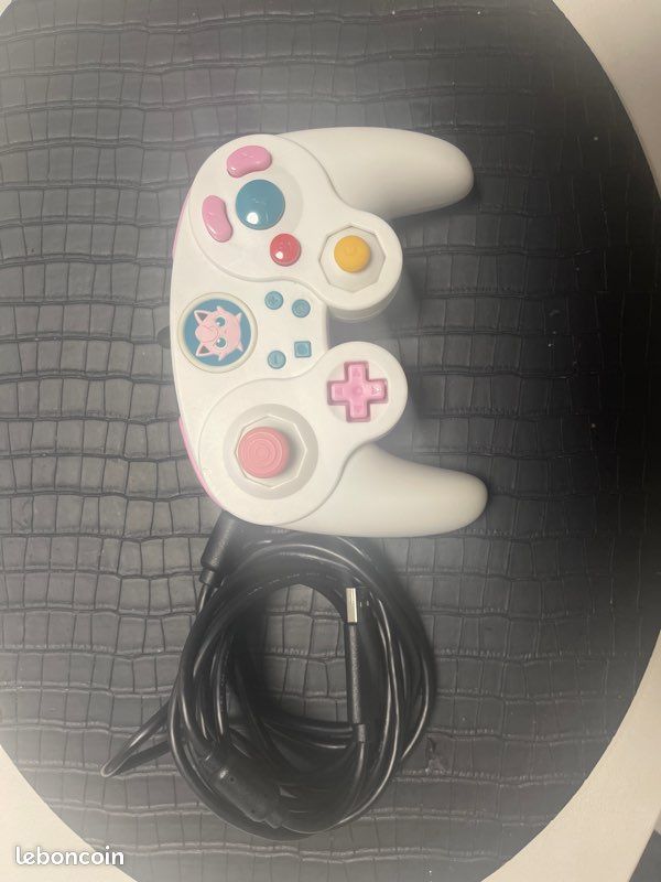 Manette collector rondoudou (image 1)