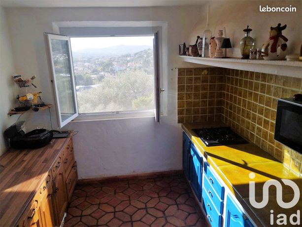 Propriété 5 pièces 204 m²