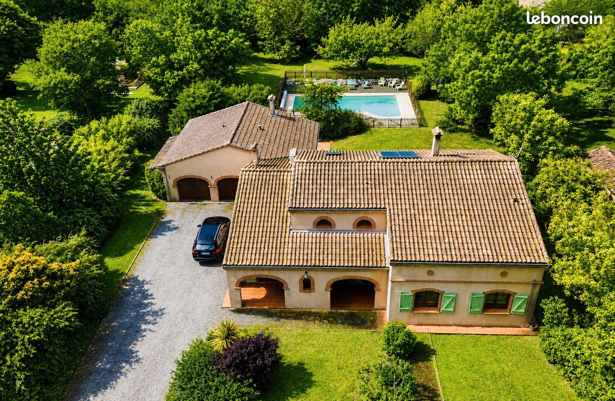 Maison 8 pièces 206 m² · à Belberaud · 206 m² · 575 000 €